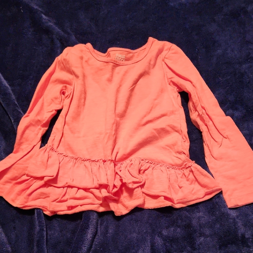 Size 3T shirt, free with any 3+ bundle.